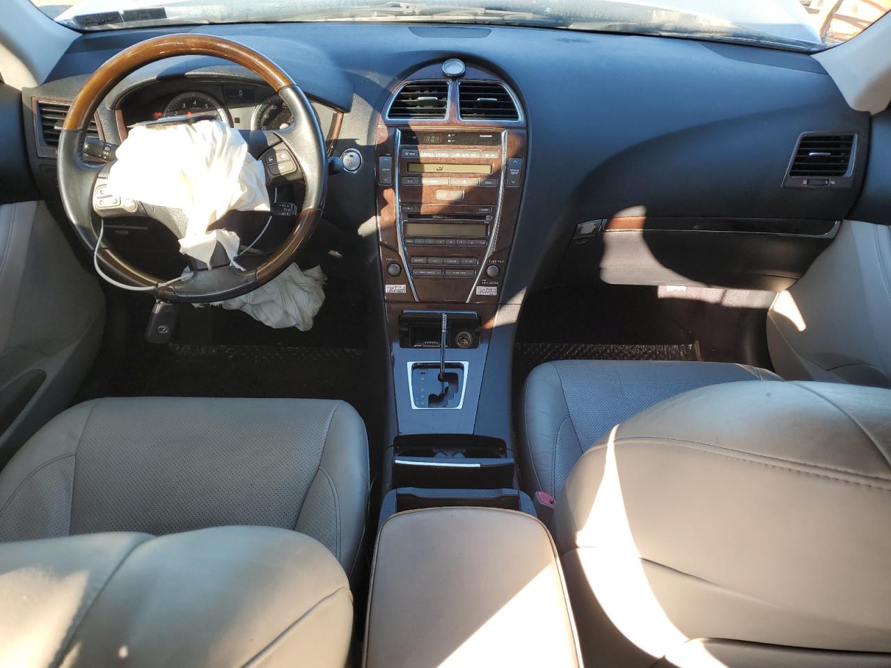 2011 Lexus Es 350 VIN: JTHBK1EG1B2463267 Lot: 86105105