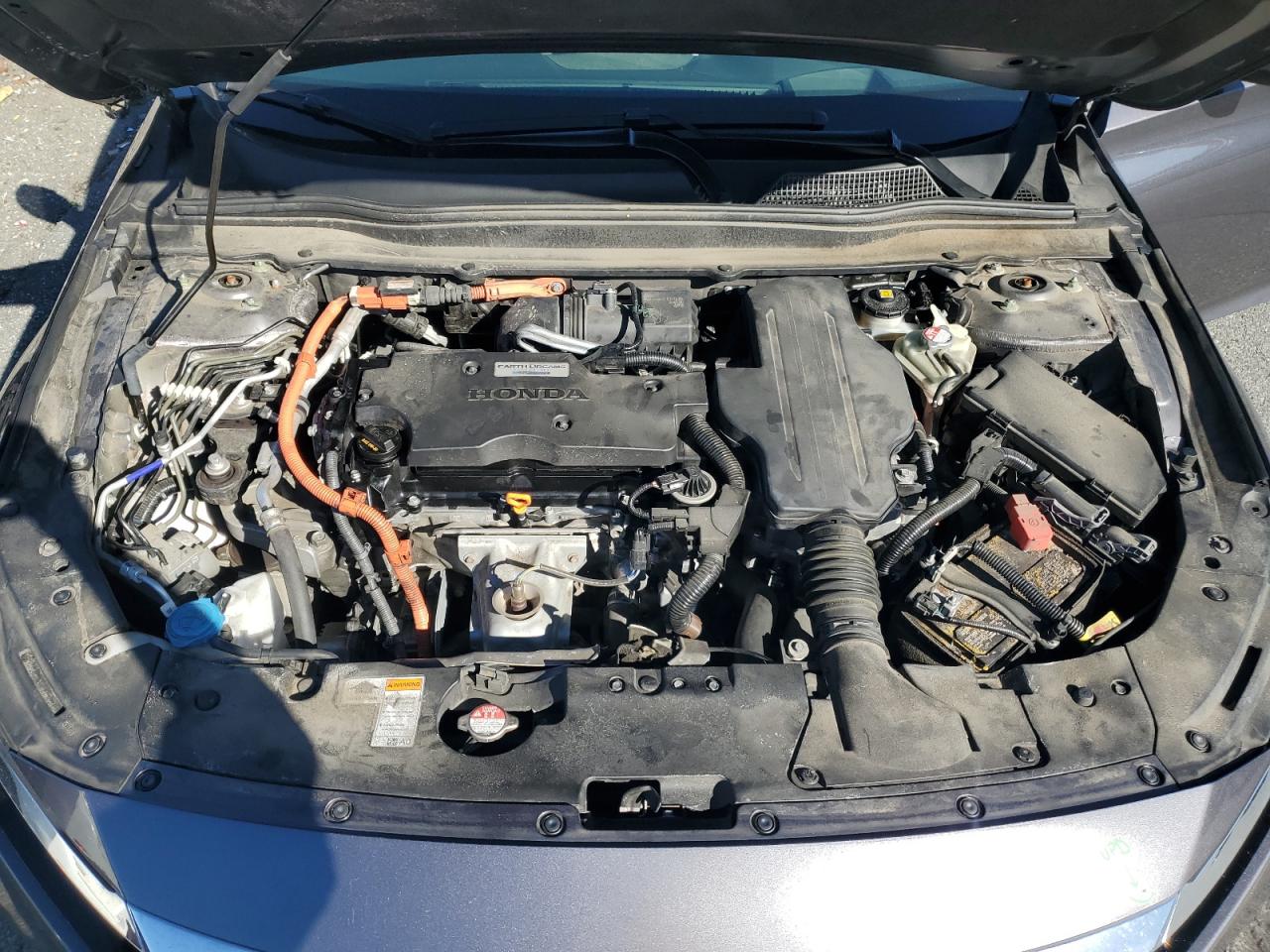 2018 Honda Accord Touring Hybrid VIN: 1HGCV3F90JA016668 Lot: 85762925