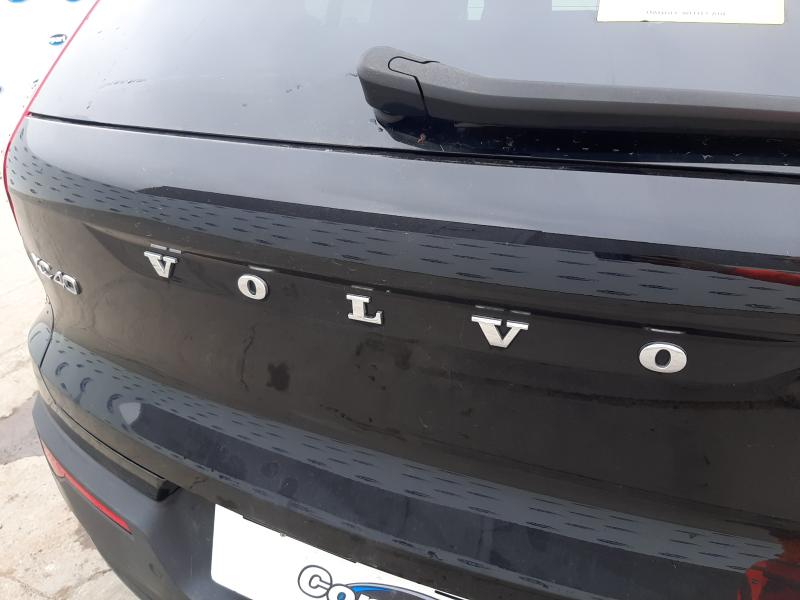 2024 VOLVO XC40 CORE RECHARGE EV 