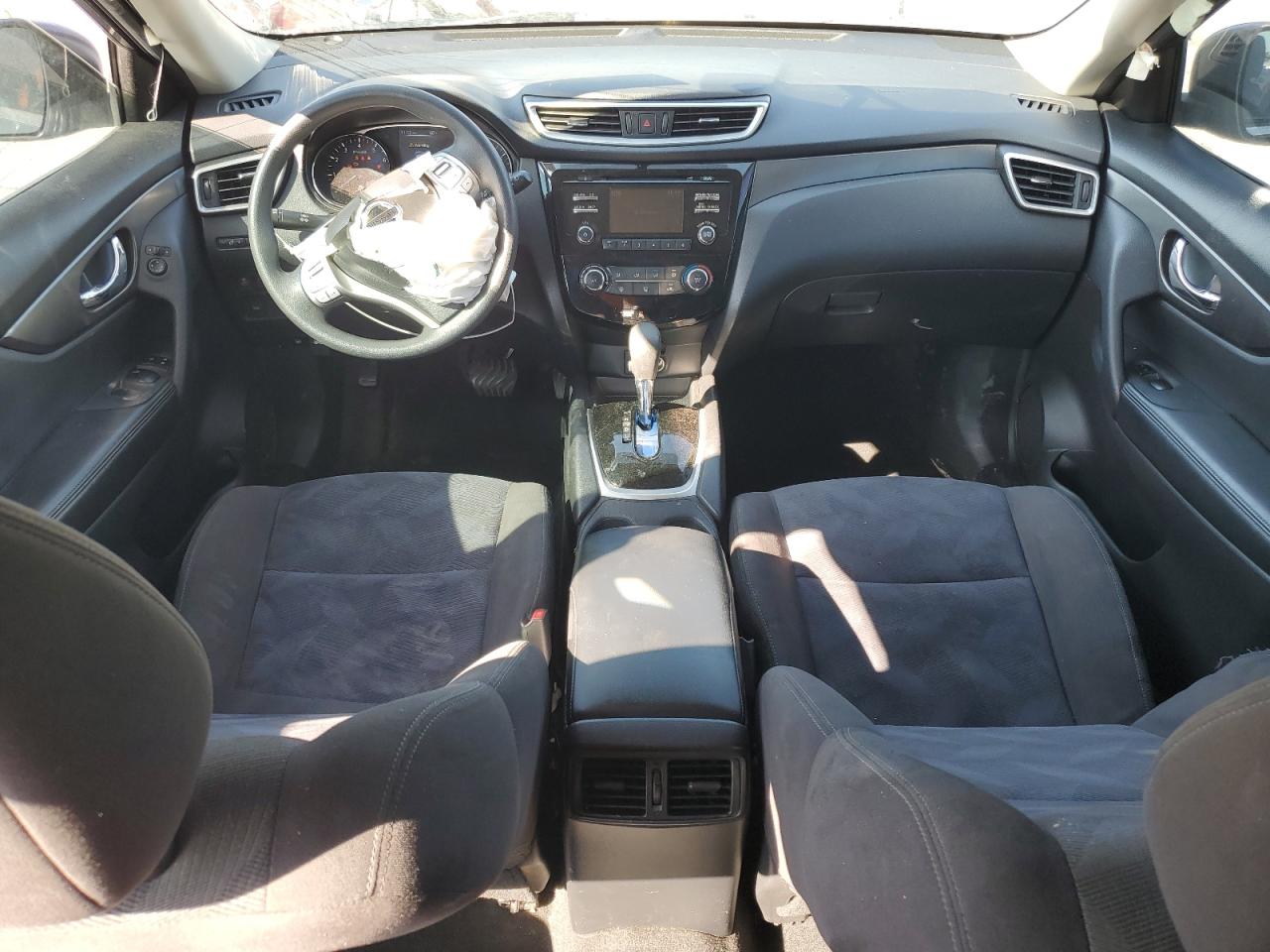 2015 Nissan Rogue S VIN: KNMAT2MV2FP516602 Lot: 86133695