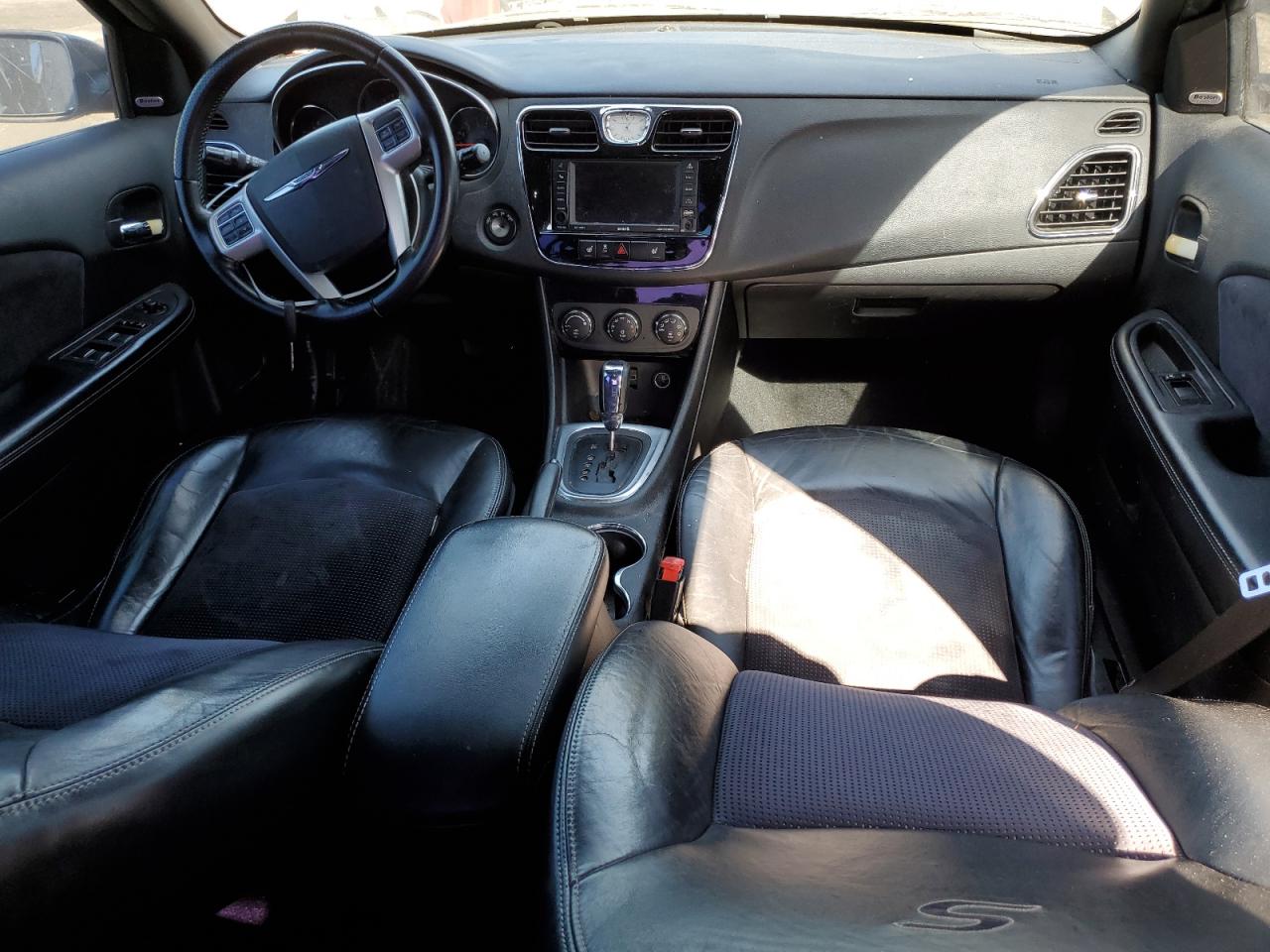 2012 Chrysler 200 S VIN: 1C3CCBHG0CN306810 Lot: 82471725