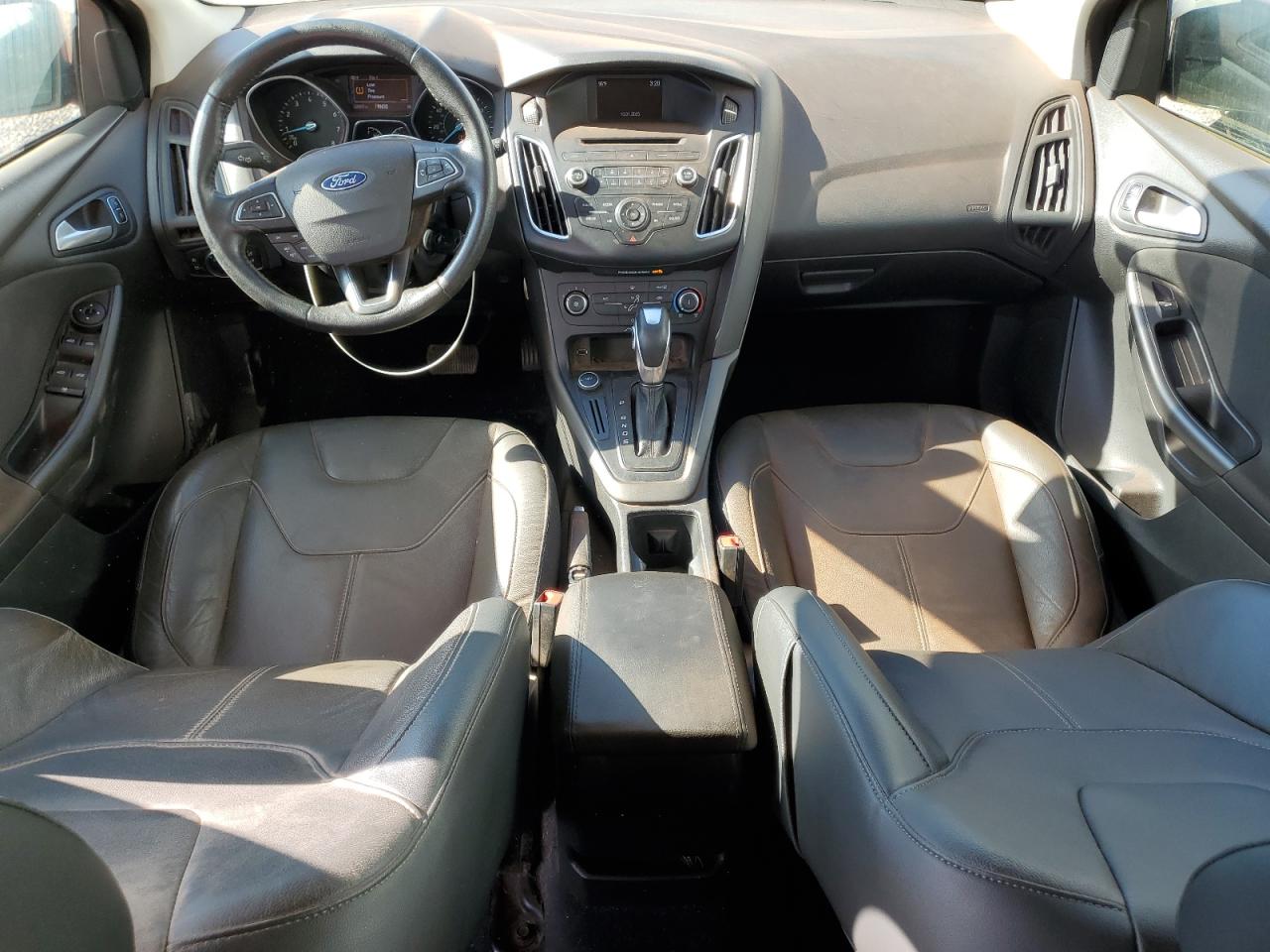 2015 Ford Focus Se VIN: 1FADP3K20FL361755 Lot: 81971605