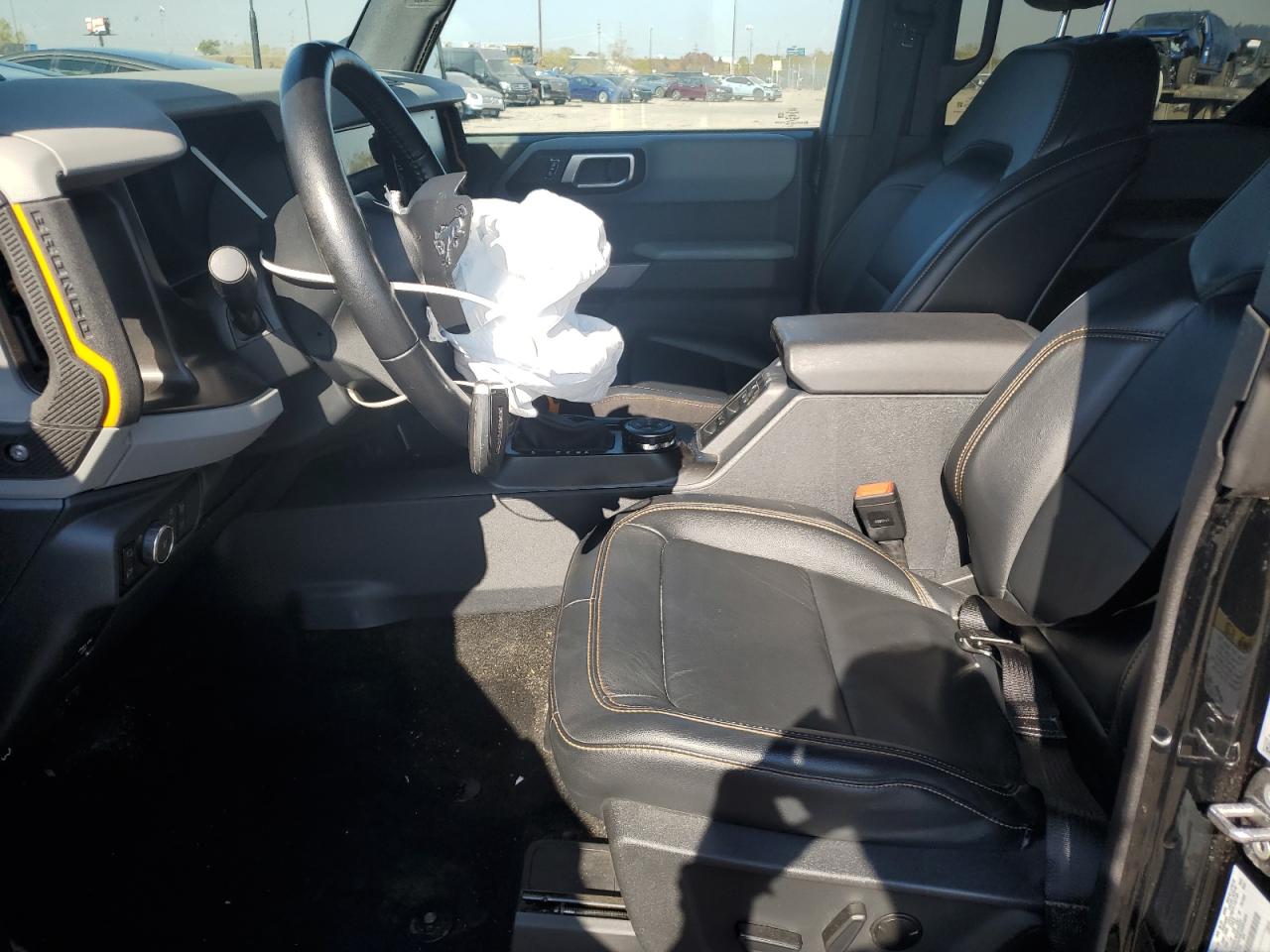 2023 Ford Bronco Base VIN: 1FMEE5DP4PLB60138 Lot: 86244445