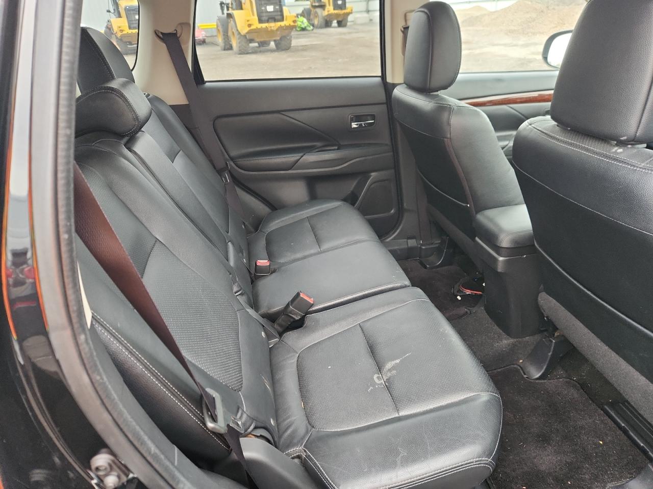 2015 Mitsubishi Outlander Se VIN: JA4AZ3A34FZ008461 Lot: 90940615