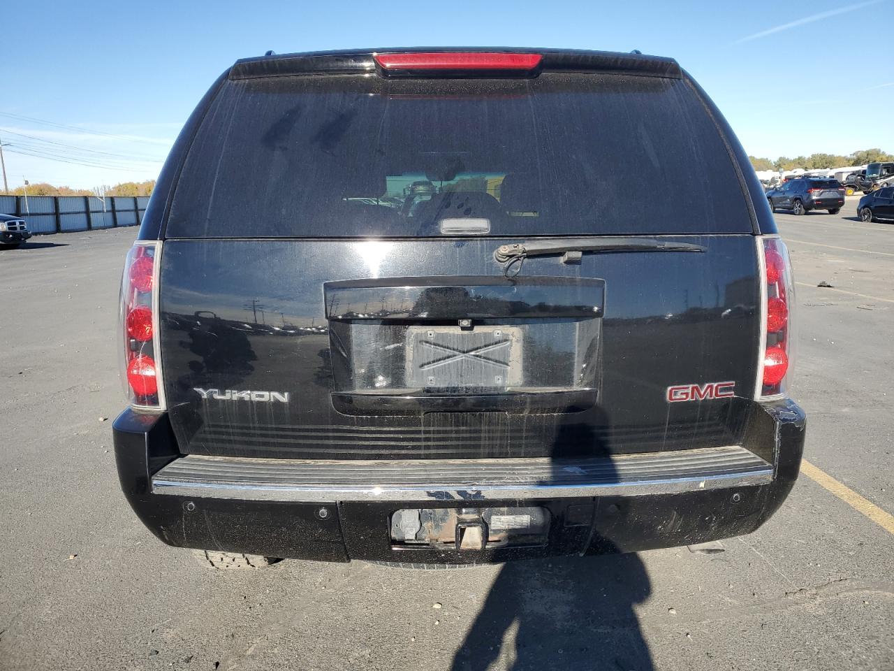 2008 GMC Yukon Denali VIN: 1GKFK63808J186495 Lot: 82771085