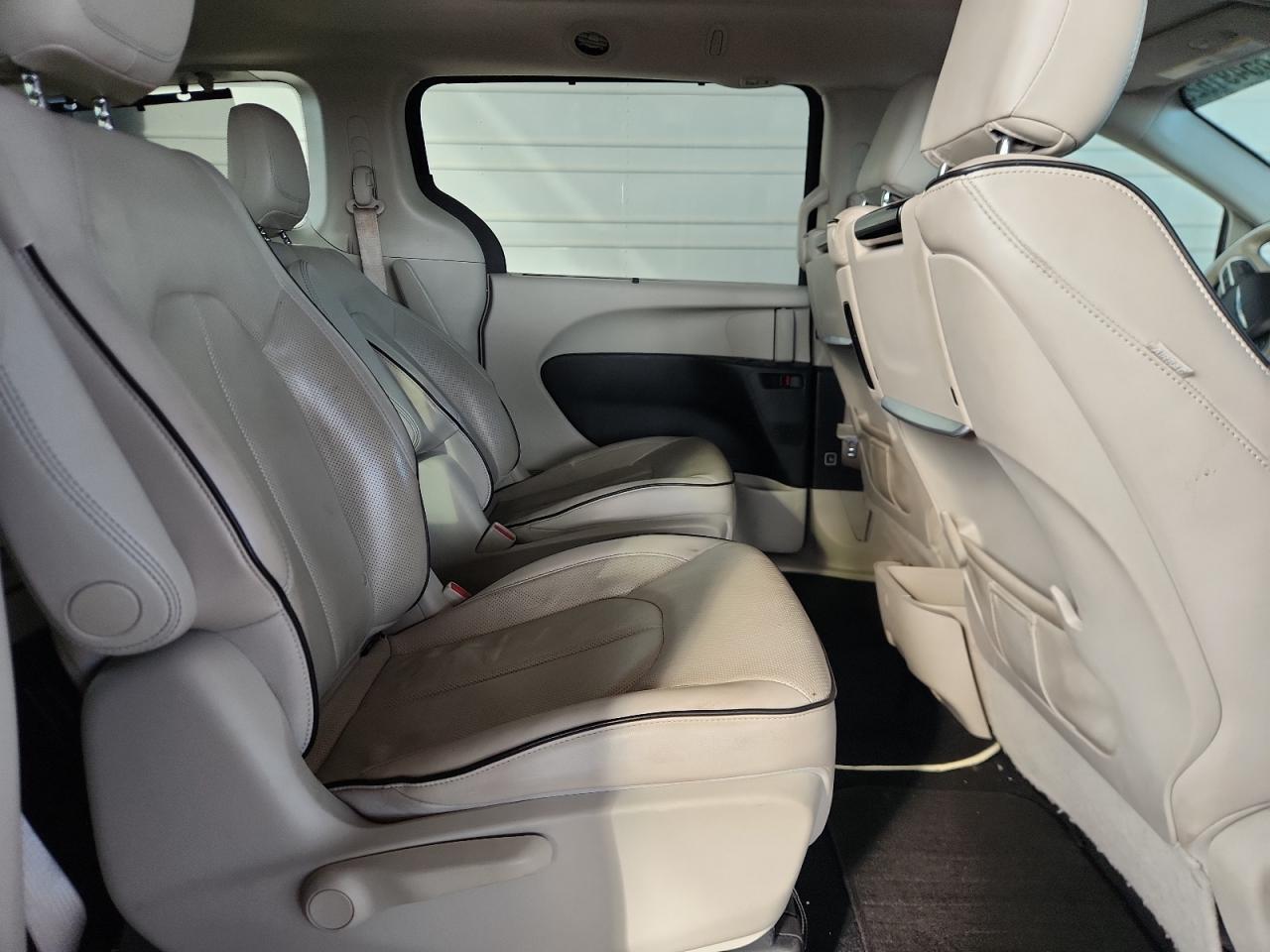 2019 Chrysler Pacifica Hybrid Limited VIN: 2C4RC1N7XKR706623 Lot: 85491625