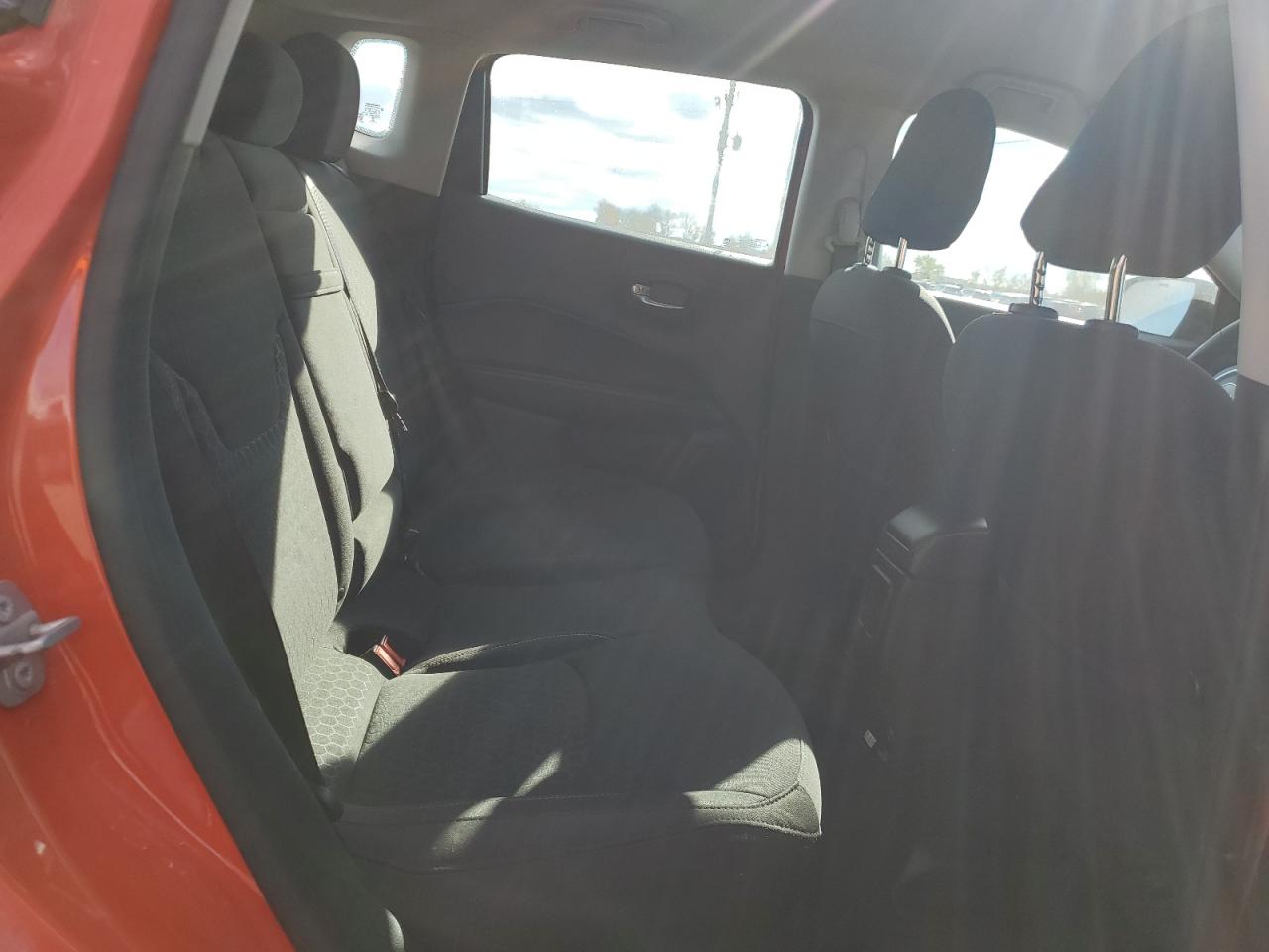 2019 Jeep Compass Sport VIN: 3C4NJDABXKT757603 Lot: 90434975