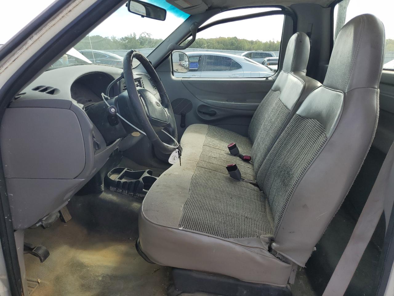 1997 Ford F150 VIN: 1FTDF1727VNC20744 Lot: 82264605