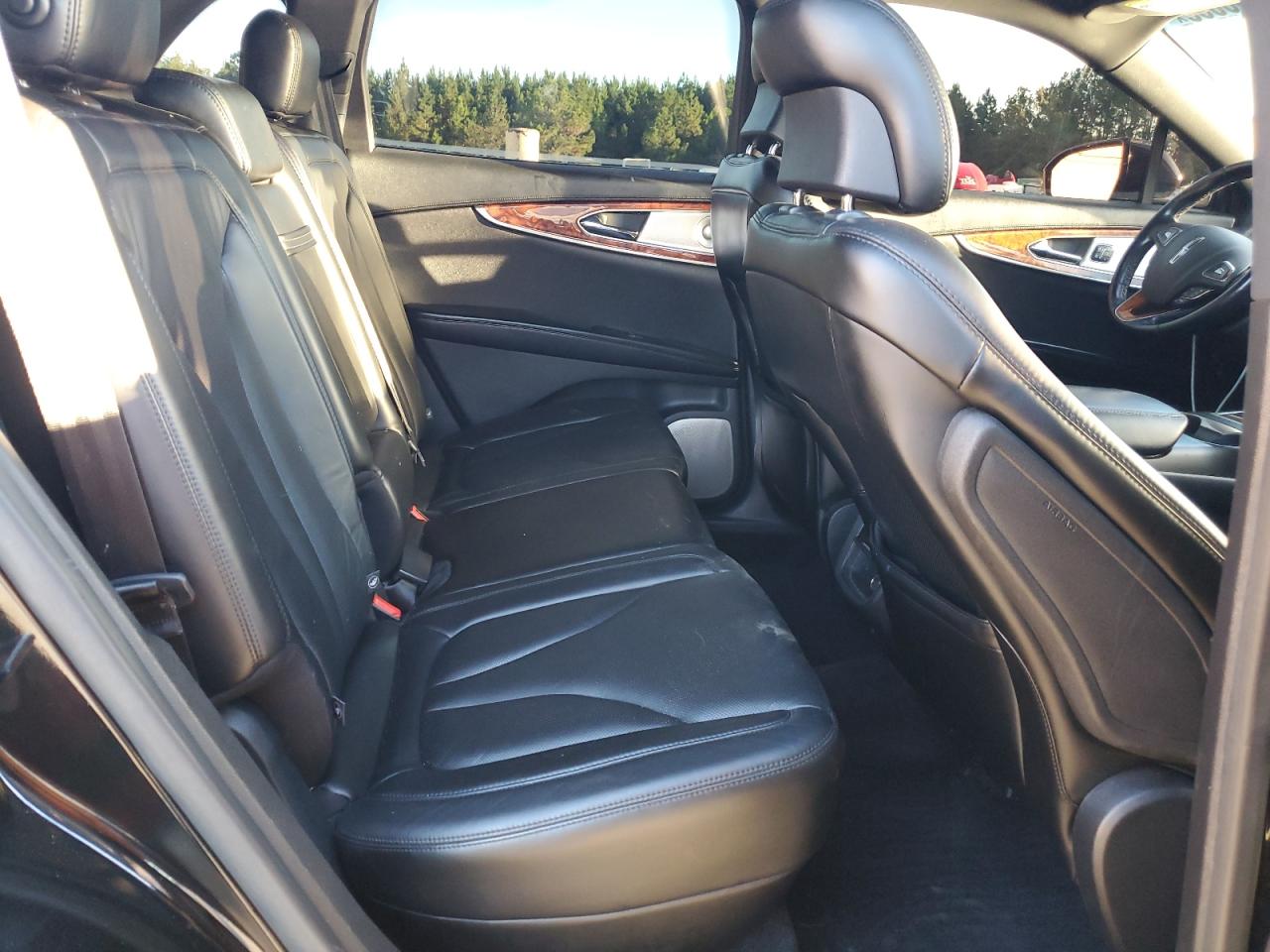 2016 Lincoln Mkx Reserve VIN: 2LMTJ8LR7GBL39401 Lot: 82396665