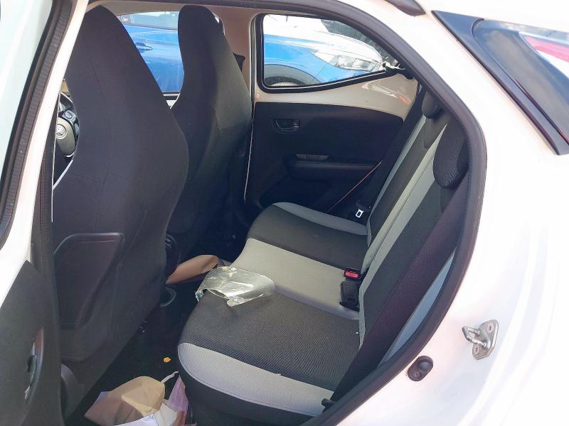 2016 TOYOTA AYGO 1.0 VVT-I X-PLAY 5DR