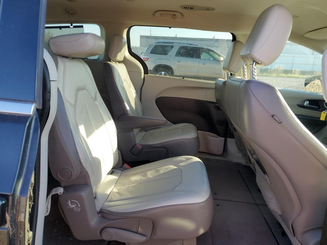 2017 Chrysler Pacifica Touring L VIN: 2C4RC1BG4HR788104 Lot: 82270275