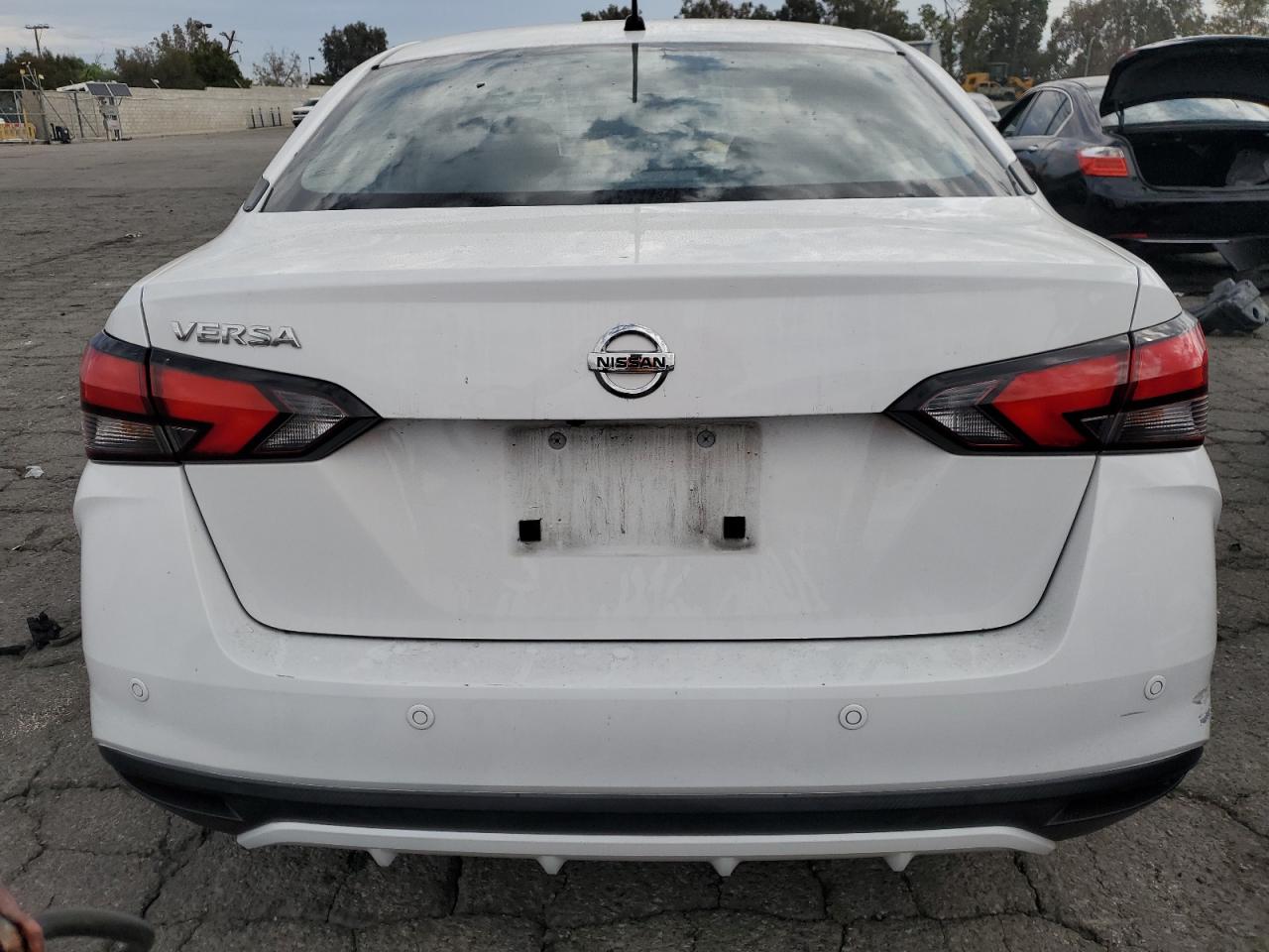 2020 Nissan Versa S VIN: 3N1CN8DV5LL894042 Lot: 85202425