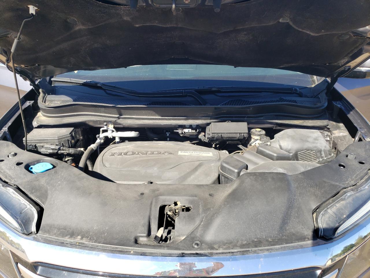 2017 Honda Pilot Touring VIN: 5FNYF6H95HB054723 Lot: 84872875