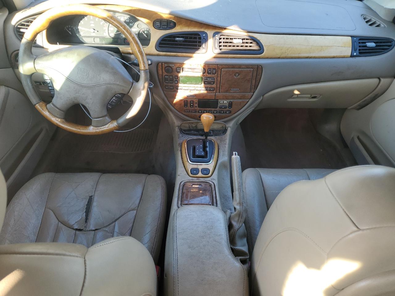 2000 Jaguar S-Type VIN: SAJDA01C8YFL44371 Lot: 81487445