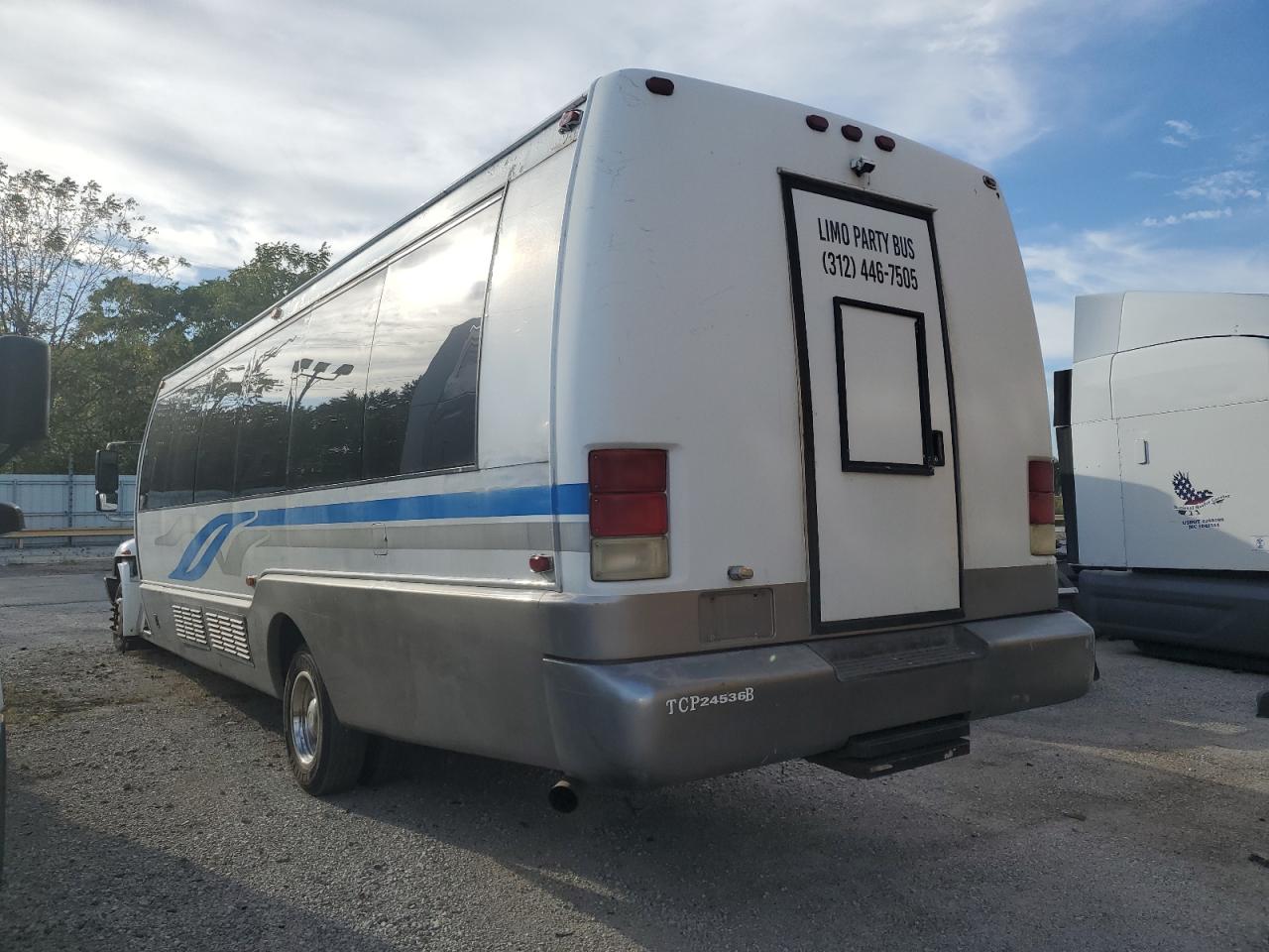 2006 International 3000 3200 - Bus VIN: 1HVBTAAM56H319647 Lot: 80903435