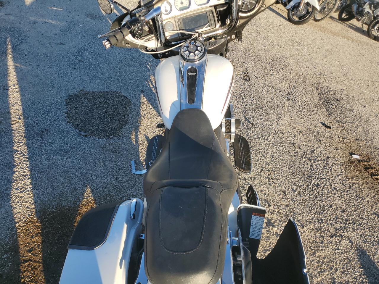 2015 Harley-Davidson Flhxs Street Glide Special VIN: 1HD1KRM10FB637469 Lot: 82710655