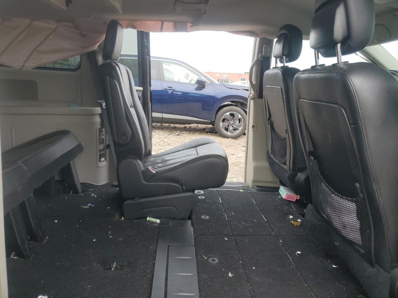 2016 Chrysler Town & Country Touring VIN: 2C4RC1BG4GR173048 Lot: 82587855