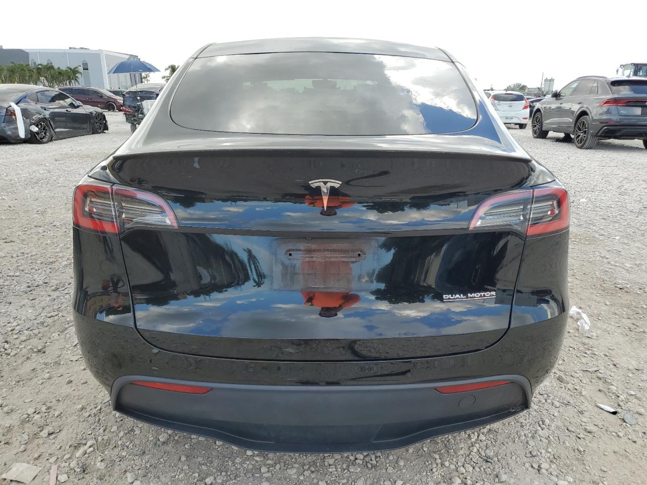 2021 Tesla Model Y VIN: 5YJYGDEF3MF099004 Lot: 84726605
