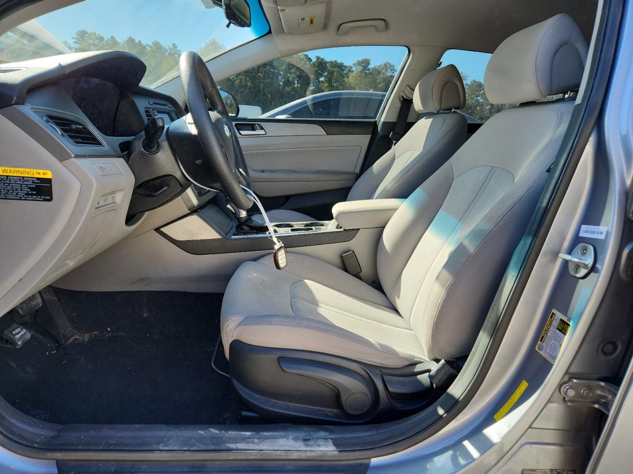 2016 Hyundai Sonata Hybrid VIN: KMHE24L15GA038142 Lot: 82424755