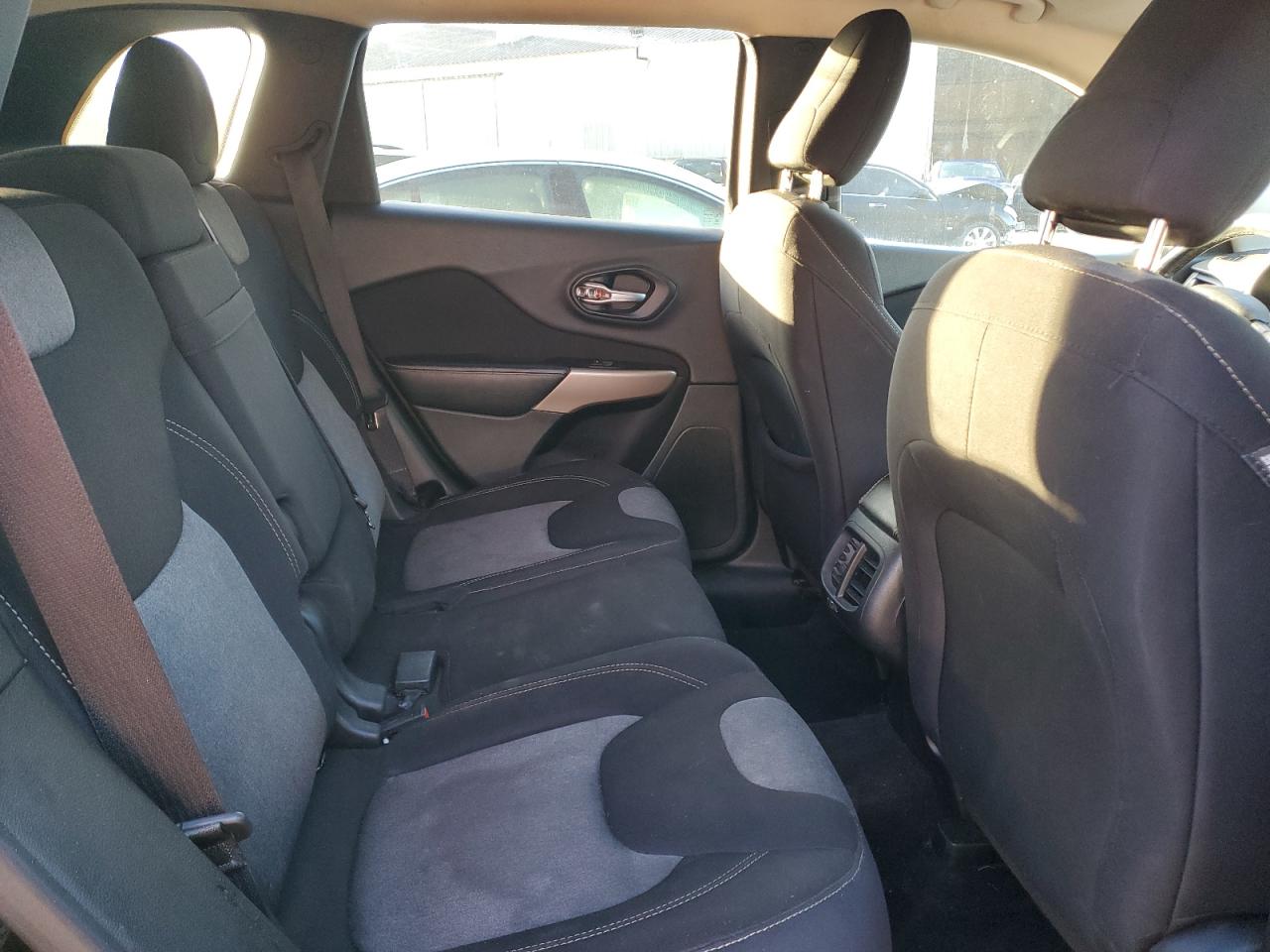 2017 Jeep Cherokee Sport VIN: 1C4PJLAB1HW578260 Lot: 82483065