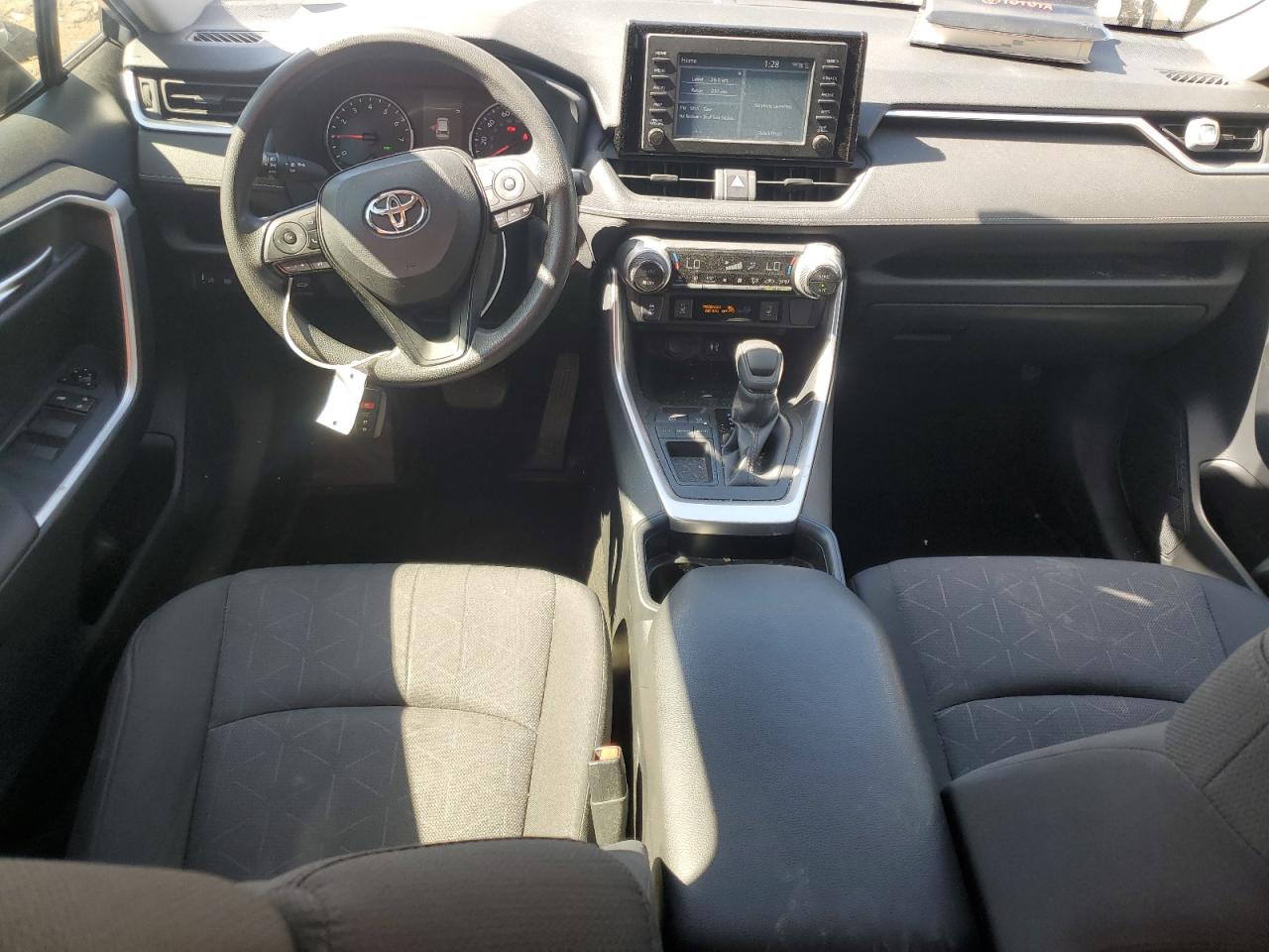 2019 Toyota Rav4 Xle VIN: JTMW1RFV7KD017047 Lot: 86277675