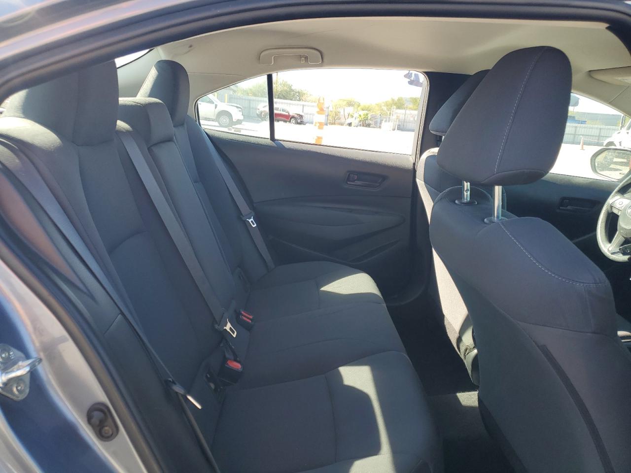 2022 Toyota Corolla Le VIN: 5YFEPMAE0NP338711 Lot: 85374005