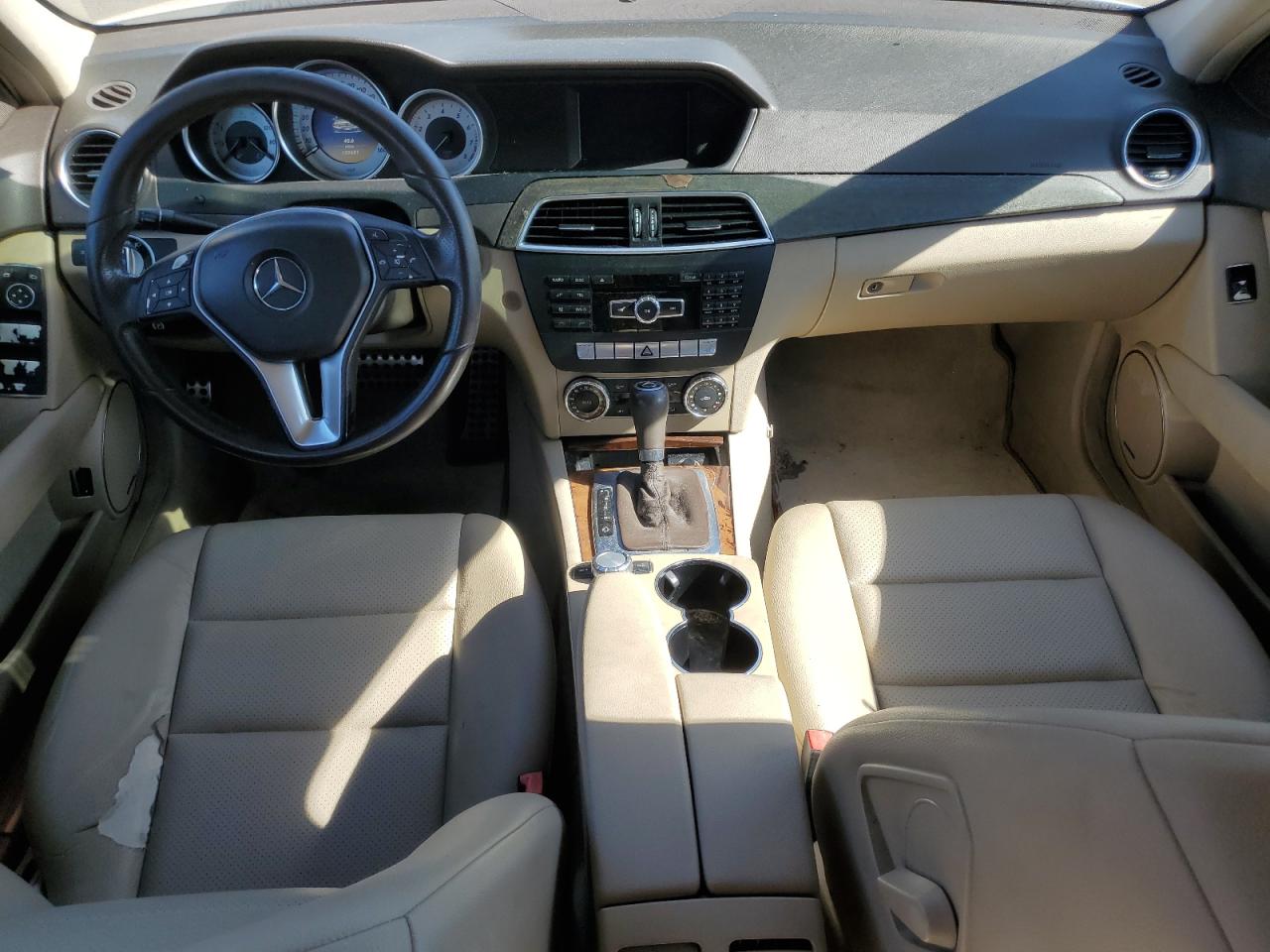 2012 Mercedes-Benz C 250 VIN: WDDGF4HB1CR215001 Lot: 81078235