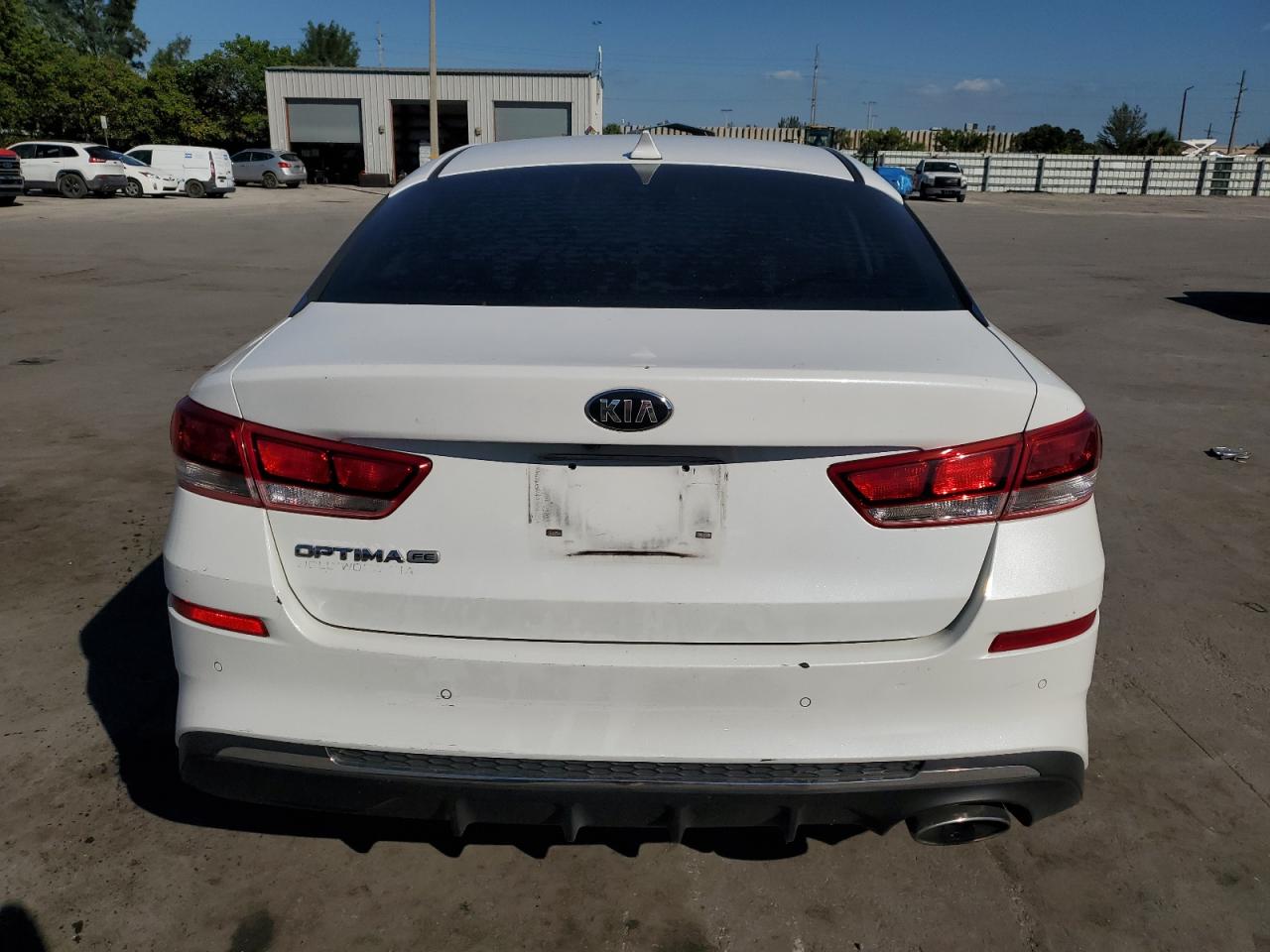2020 Kia Optima Lx VIN: 5XXGT4L38LG393722 Lot: 90775425