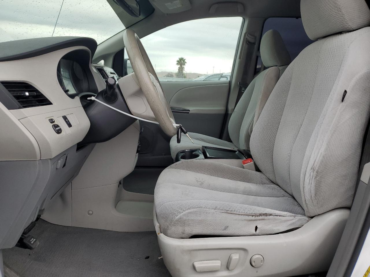 2011 Toyota Sienna Le VIN: 5TDKK3DC5BS006336 Lot: 81516555