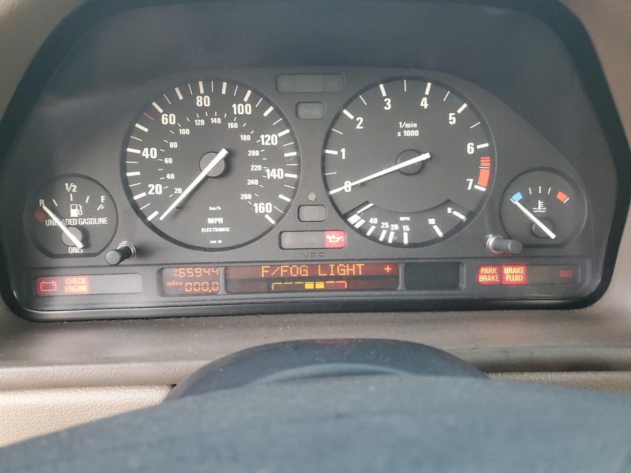 Фото: WBAHD5329SGB37367