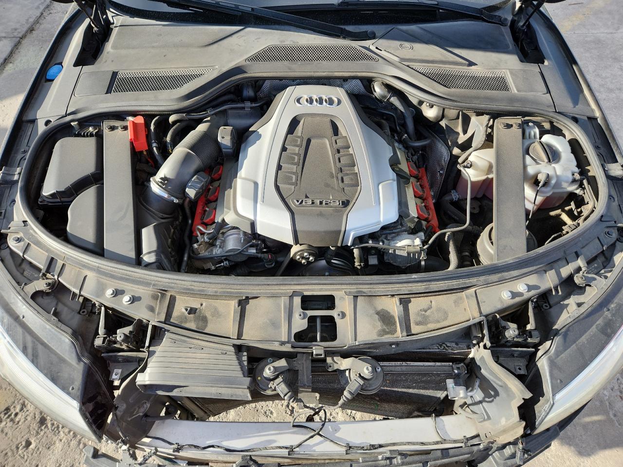 2015 Audi A8 Quattro VIN: WAUJGAFDXFN030468 Lot: 86258435