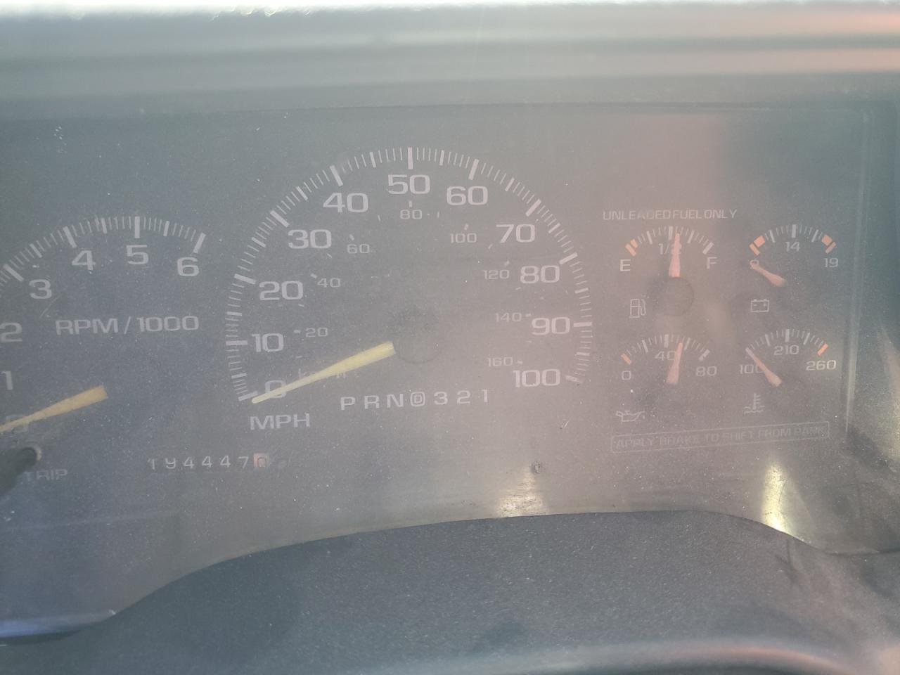 1998 GMC Yukon VIN: 1GKEC13R5WJ735562 Lot: 82457205