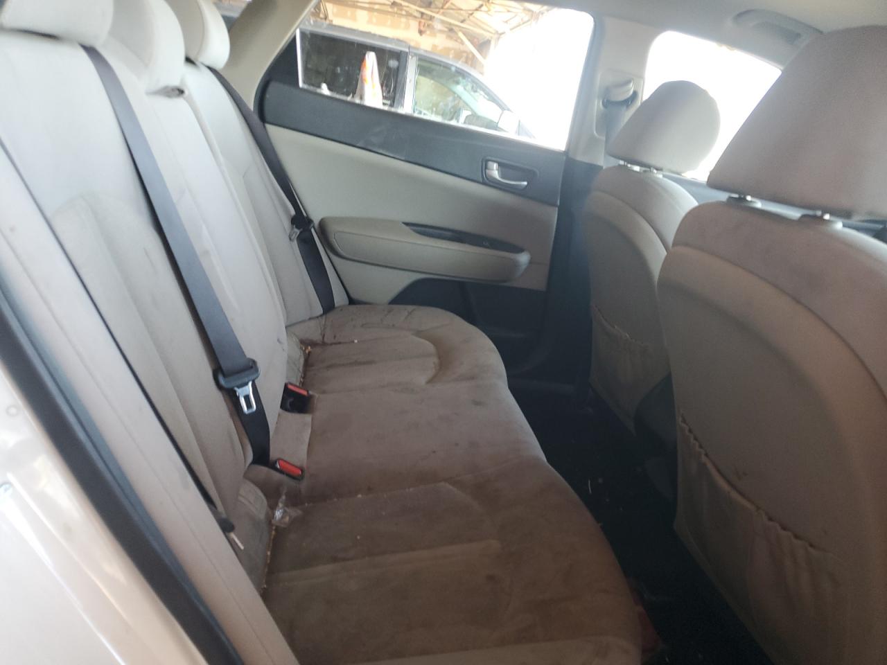 2016 Kia Optima Lx VIN: KNAGT4L37G5102277 Lot: 84462345