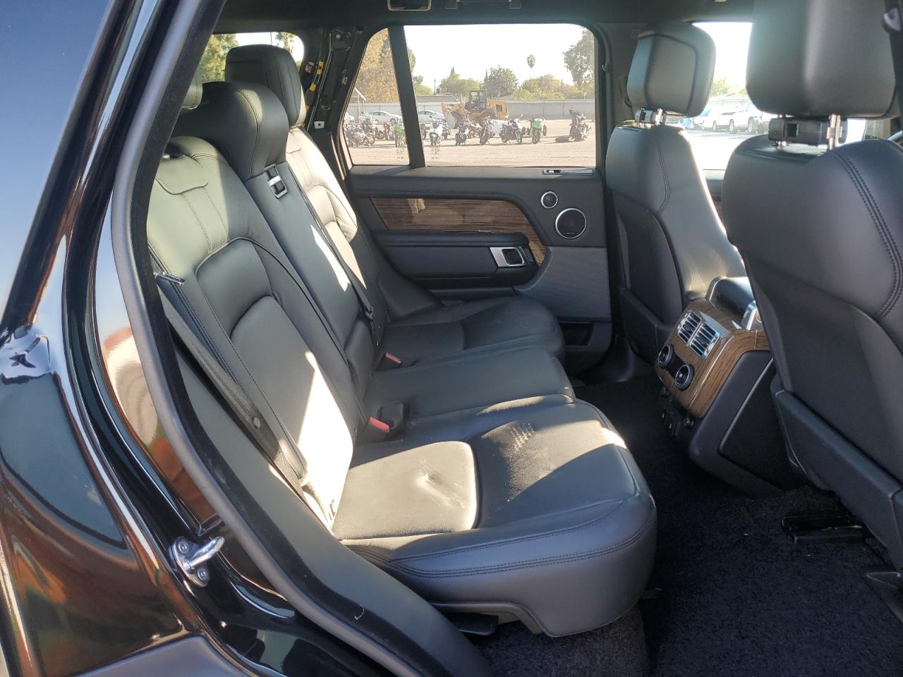 2019 Land Rover Range Rover VIN: SALGR2RV6KA567611 Lot: 90721115