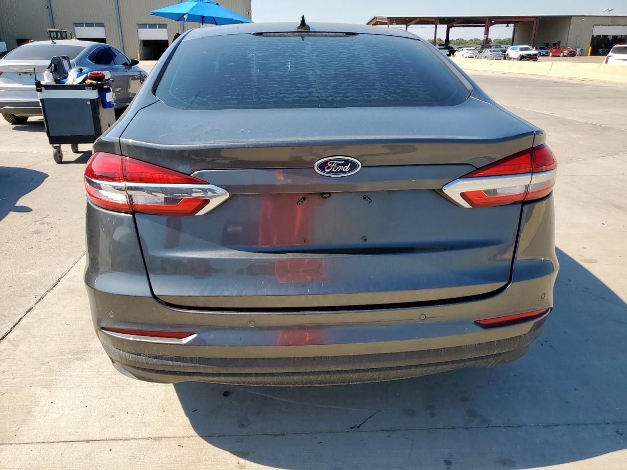 2020 Ford Fusion Se VIN: 3FA6P0LUXLR111072 Lot: 82106935