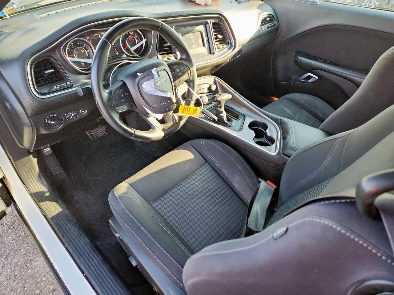 2015 Dodge Challenger Sxt VIN: 2C3CDZAG3FH709466 Lot: 84888755