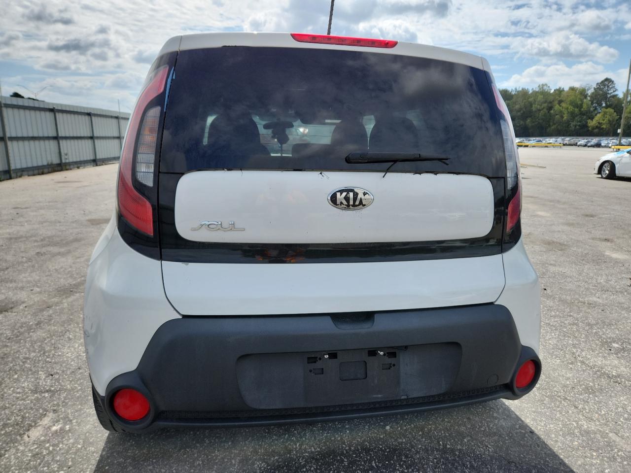 2014 Kia Soul VIN: KNDJN2A29E7065946 Lot: 84573295