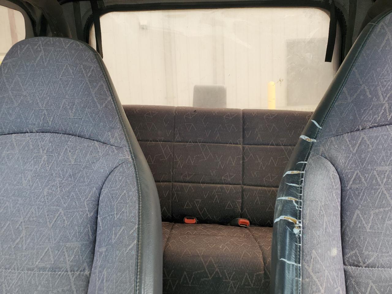 2002 Jeep Wrangler / Tj X VIN: 1J4FA39S92P737554 Lot: 85575655