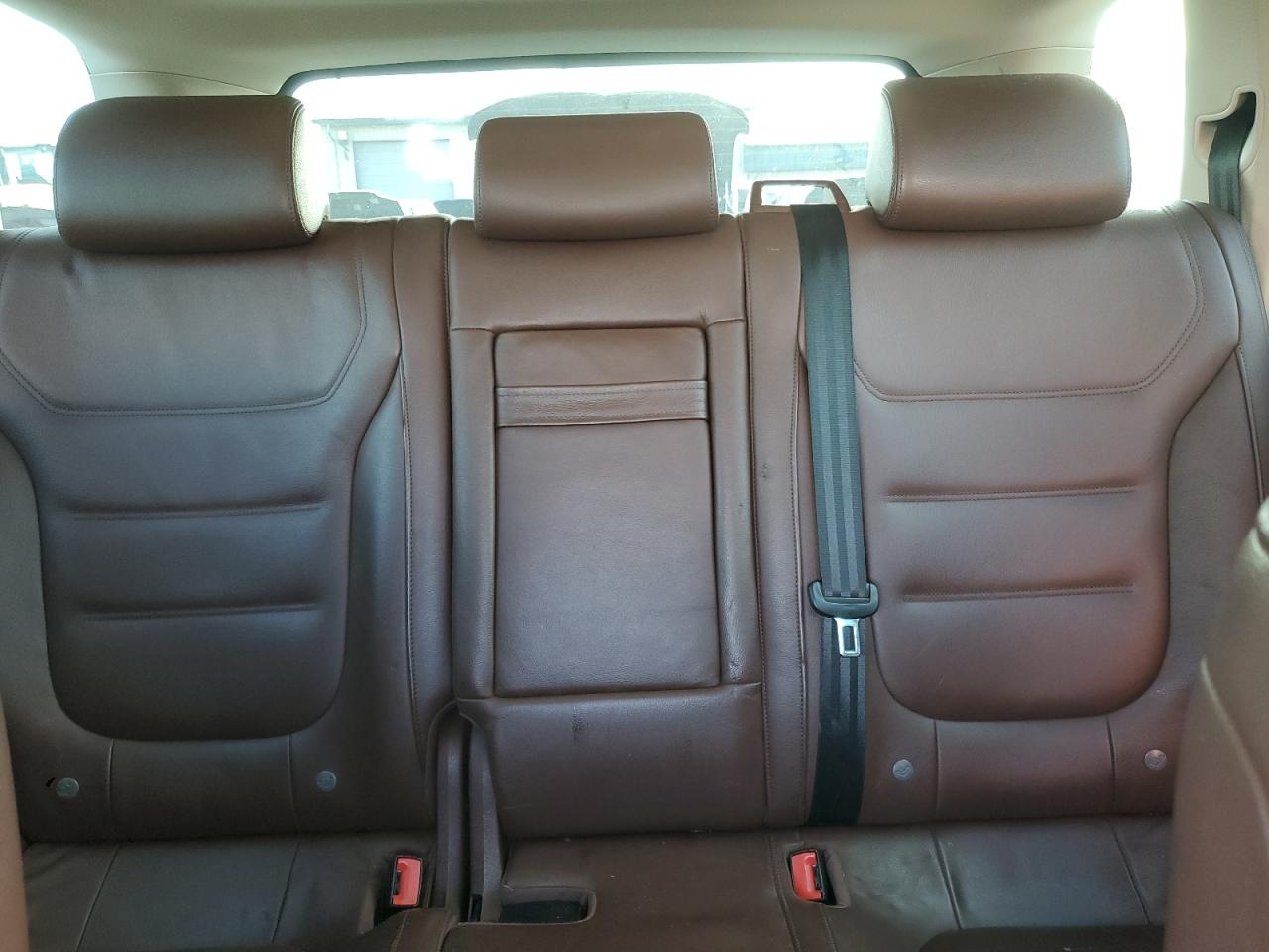 2011 Volkswagen Touareg V6 VIN: WVGFF9BP6BD006318 Lot: 87309535