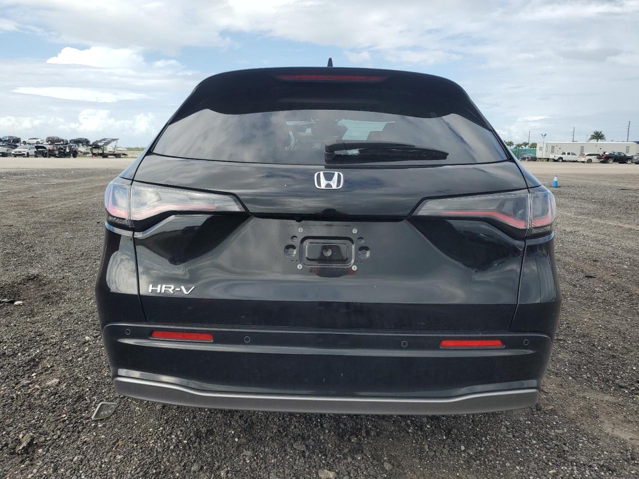 2024 Honda Hr-V Exl VIN: 3CZRZ1H76RM740600 Lot: 84910575