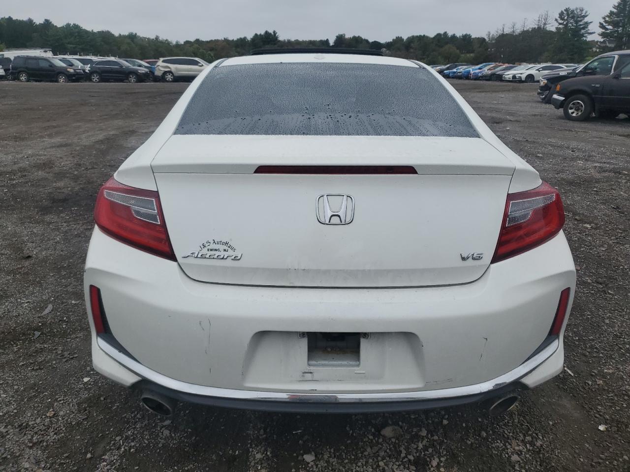 2016 Honda Accord Exl VIN: 1HGCT2B81GA001196 Lot: 86301345