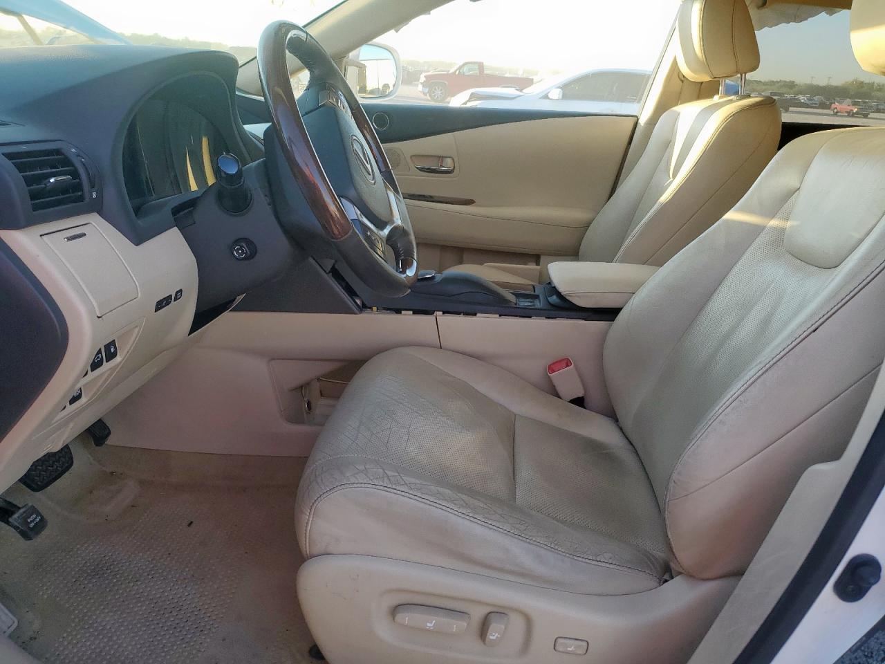 2014 Lexus Rx 350 VIN: JTJZK1BA0E2010372 Lot: 90938445