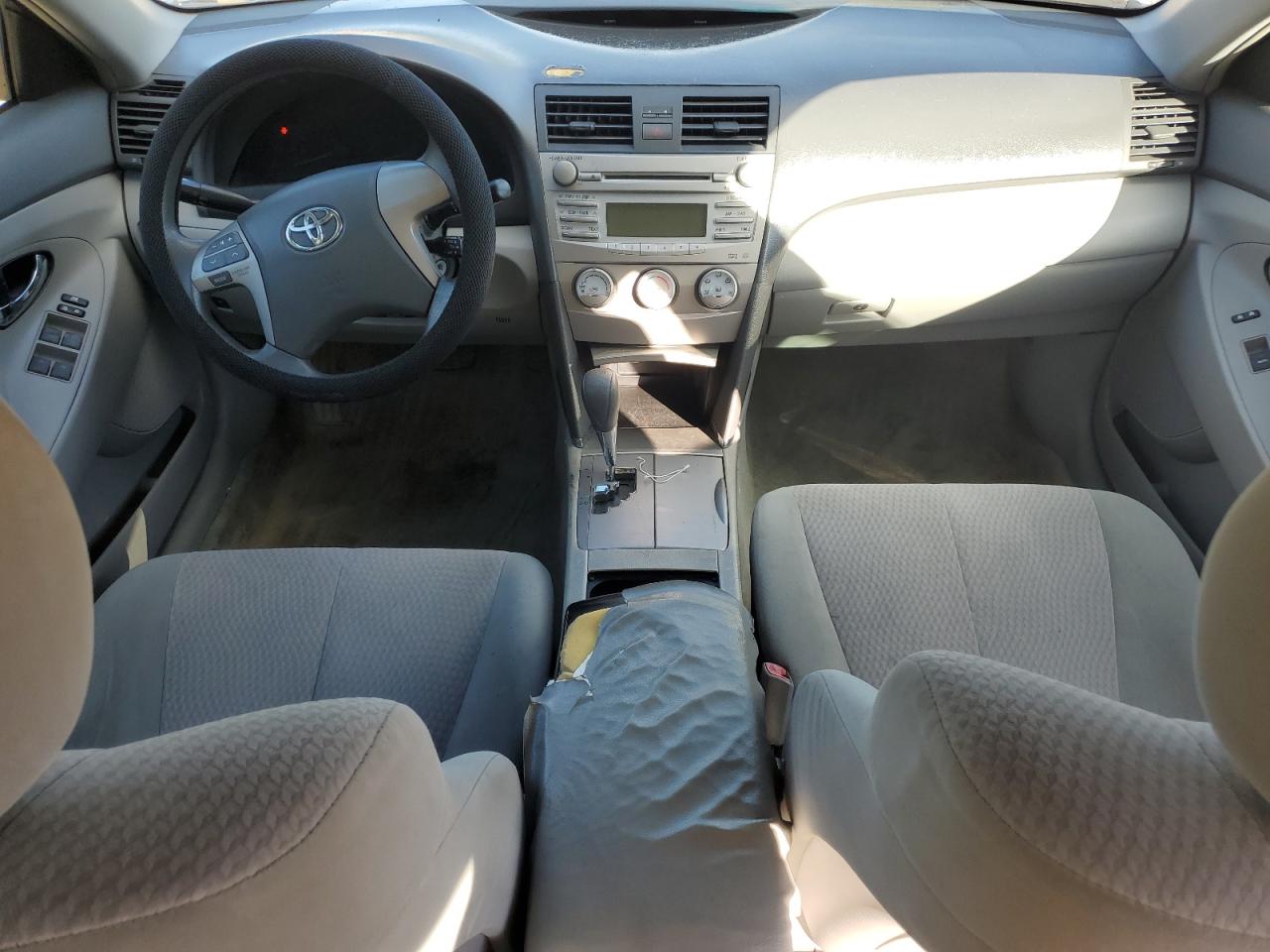 2010 Toyota Camry Base VIN: 4T1BF3EK4AU052837 Lot: 85325885