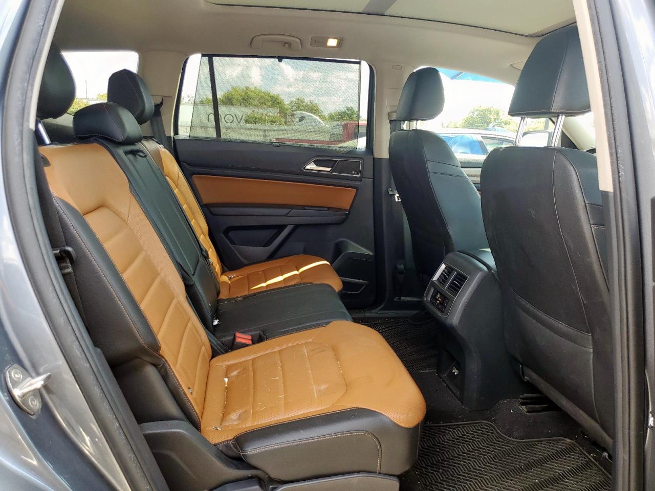 2019 Volkswagen Atlas Sel Premium VIN: 1V2NR2CA9KC620597 Lot: 84837465