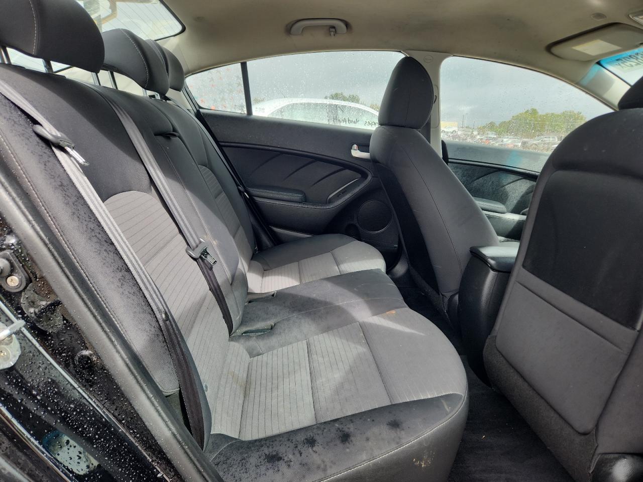 2017 Kia Forte Lx VIN: 3KPFL4A7XHE119567 Lot: 85406825