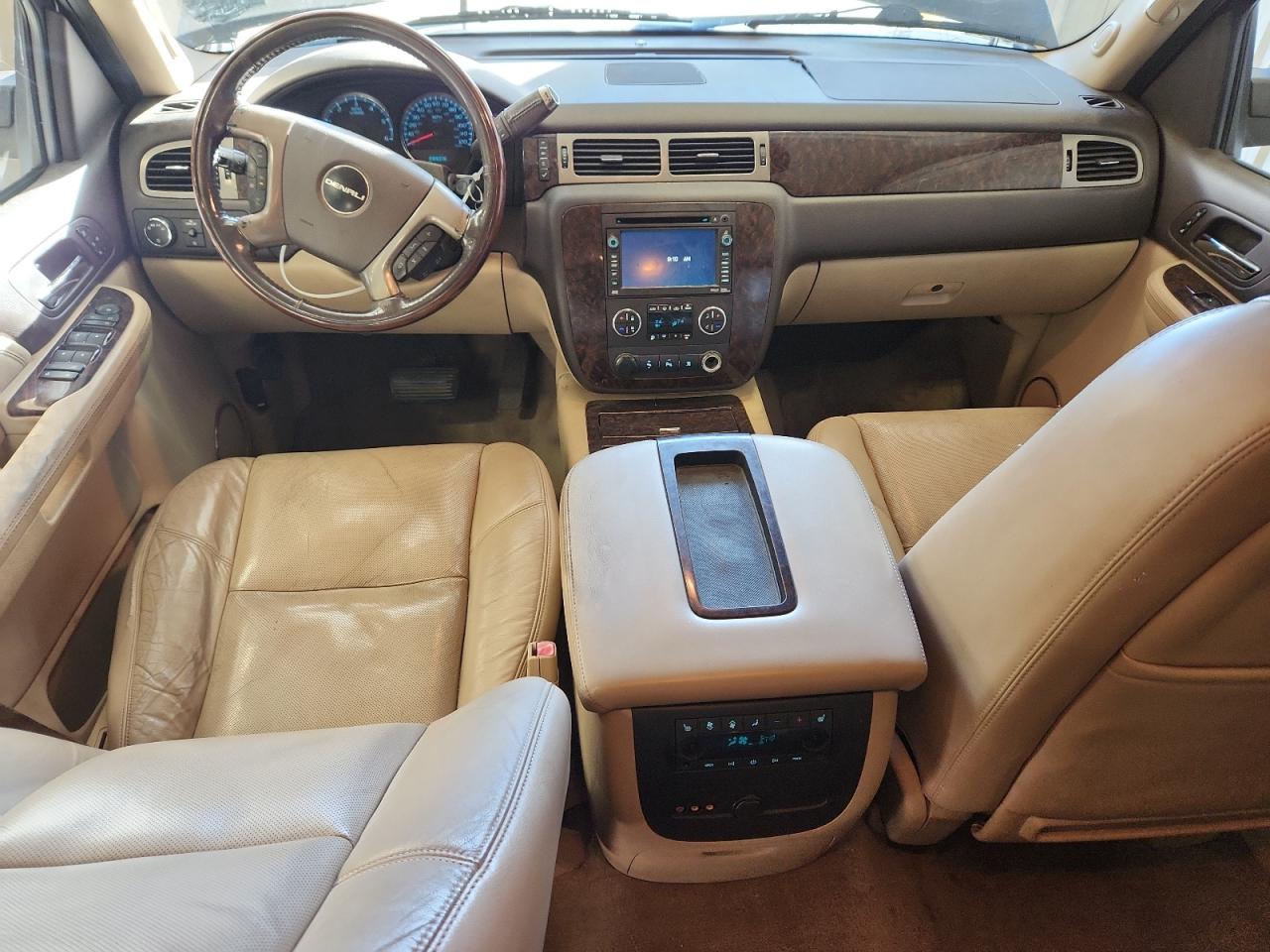 2009 GMC Yukon Xl Denali VIN: 1GKFK06299R300128 Lot: 84198695