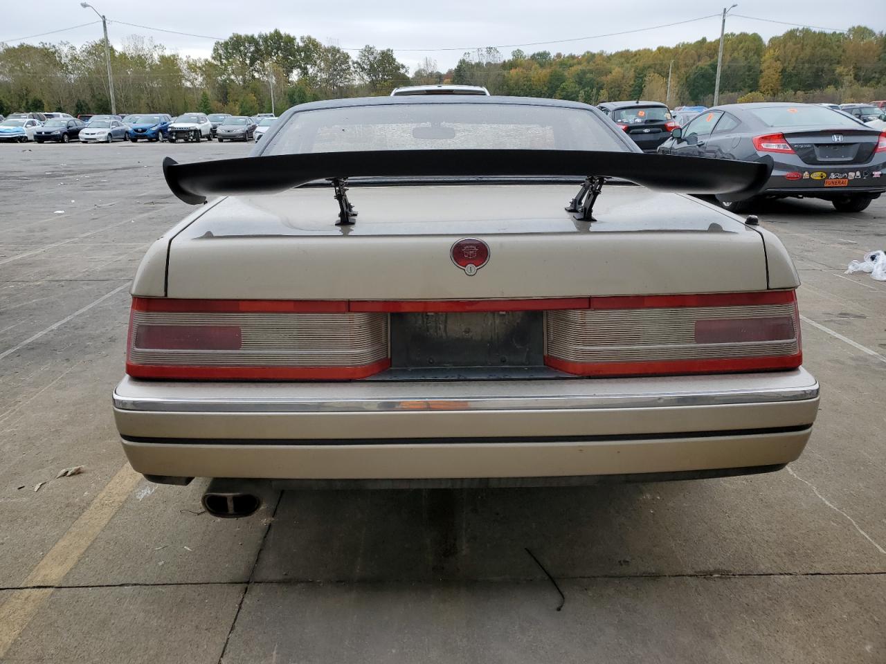 1991 Cadillac Allante VIN: 1G6VS338XMU126192 Lot: 82705915