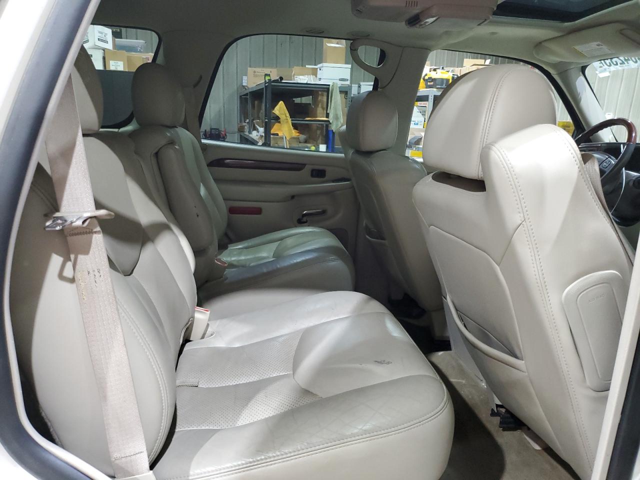 2005 Cadillac Escalade Luxury VIN: 1GYEK63N35R147856 Lot: 87464235