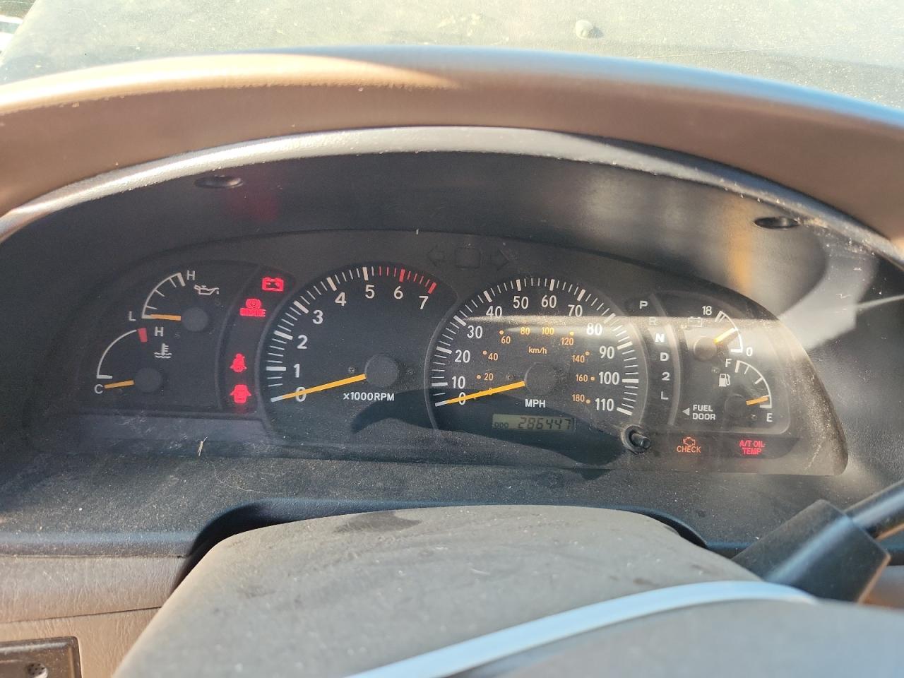 2002 Toyota Tundra Access Cab Limited VIN: 5TBBT48142S303764 Lot: 86111095