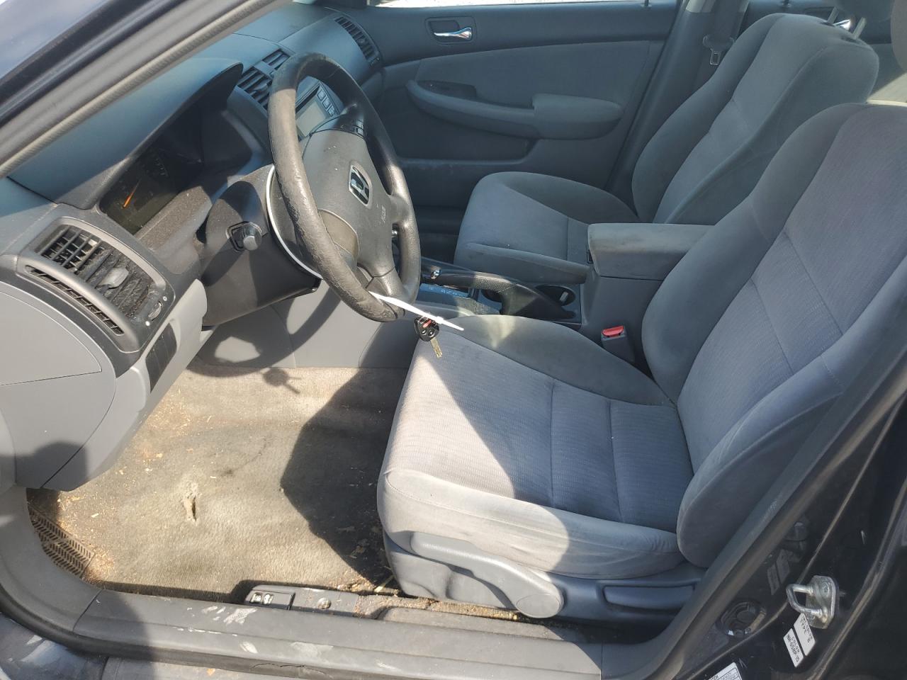 2003 Honda Accord Lx VIN: 3HGCM56333G710320 Lot: 85539235